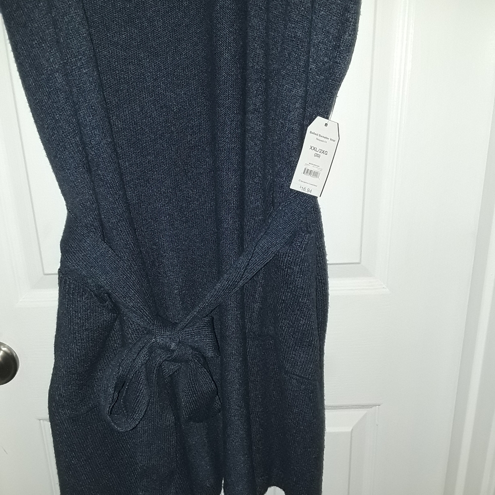 Belted Sweater Vest XXL